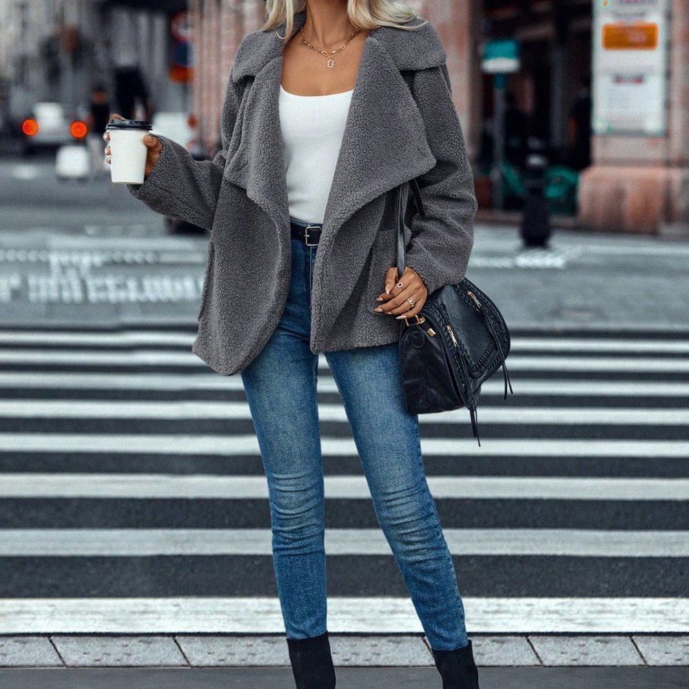 Contemporary Dual Pocket Lapel Neck Teddy Coat Grey - Picture 4 of 5